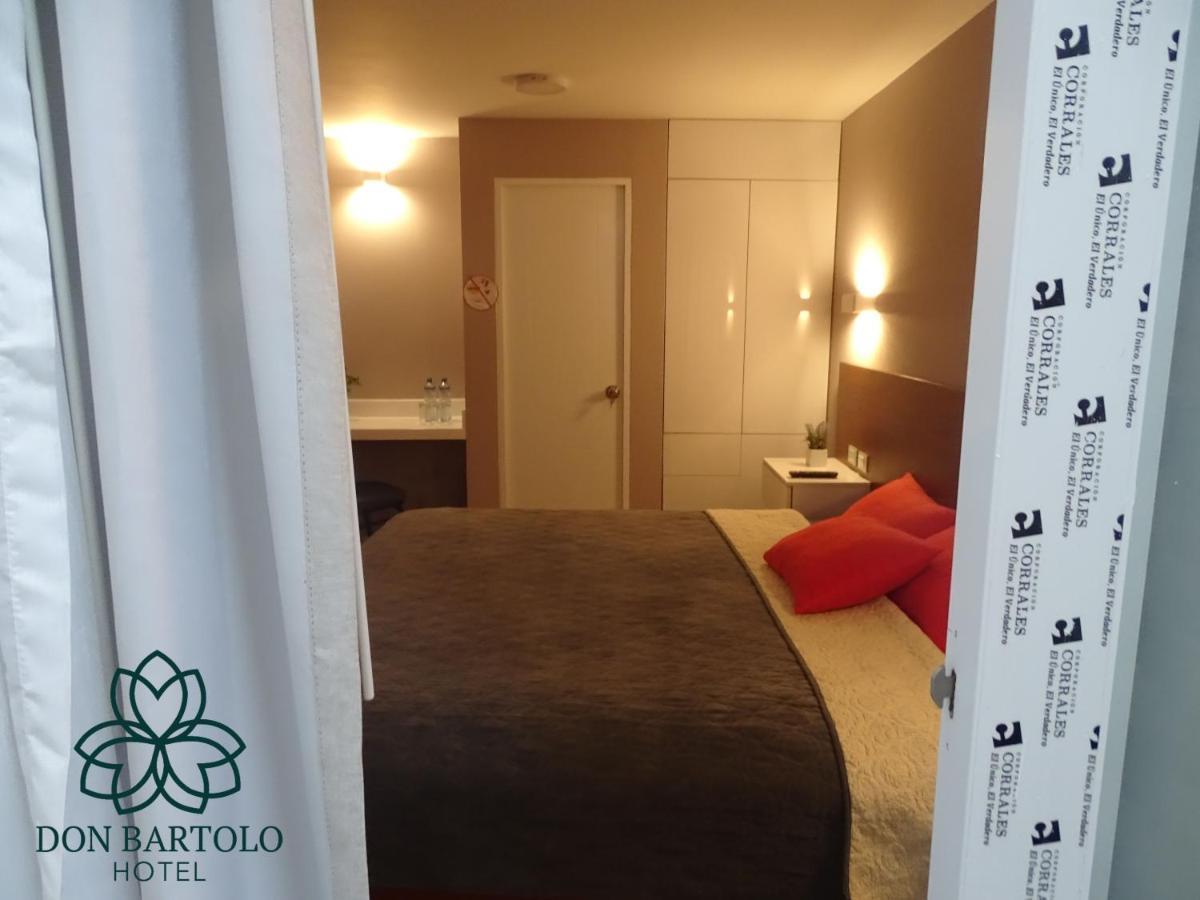 Espinar Hotel Don Bartolo מראה חיצוני תמונה