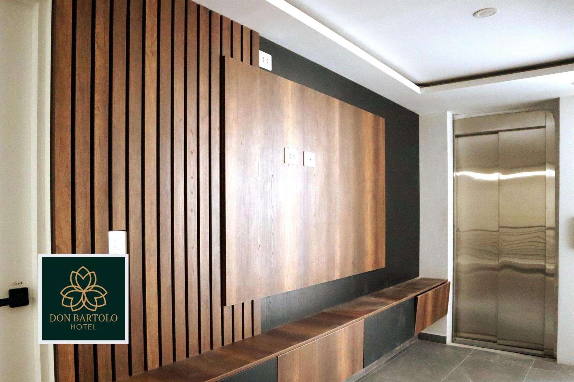 Espinar Hotel Don Bartolo מראה חיצוני תמונה