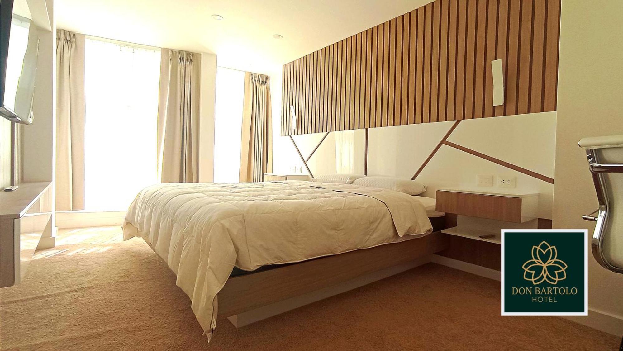 Espinar Hotel Don Bartolo מראה חיצוני תמונה